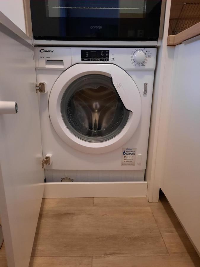 Apartment Klimka With Balcony, Free Wifi And Free Parking Братислава Екстериор снимка