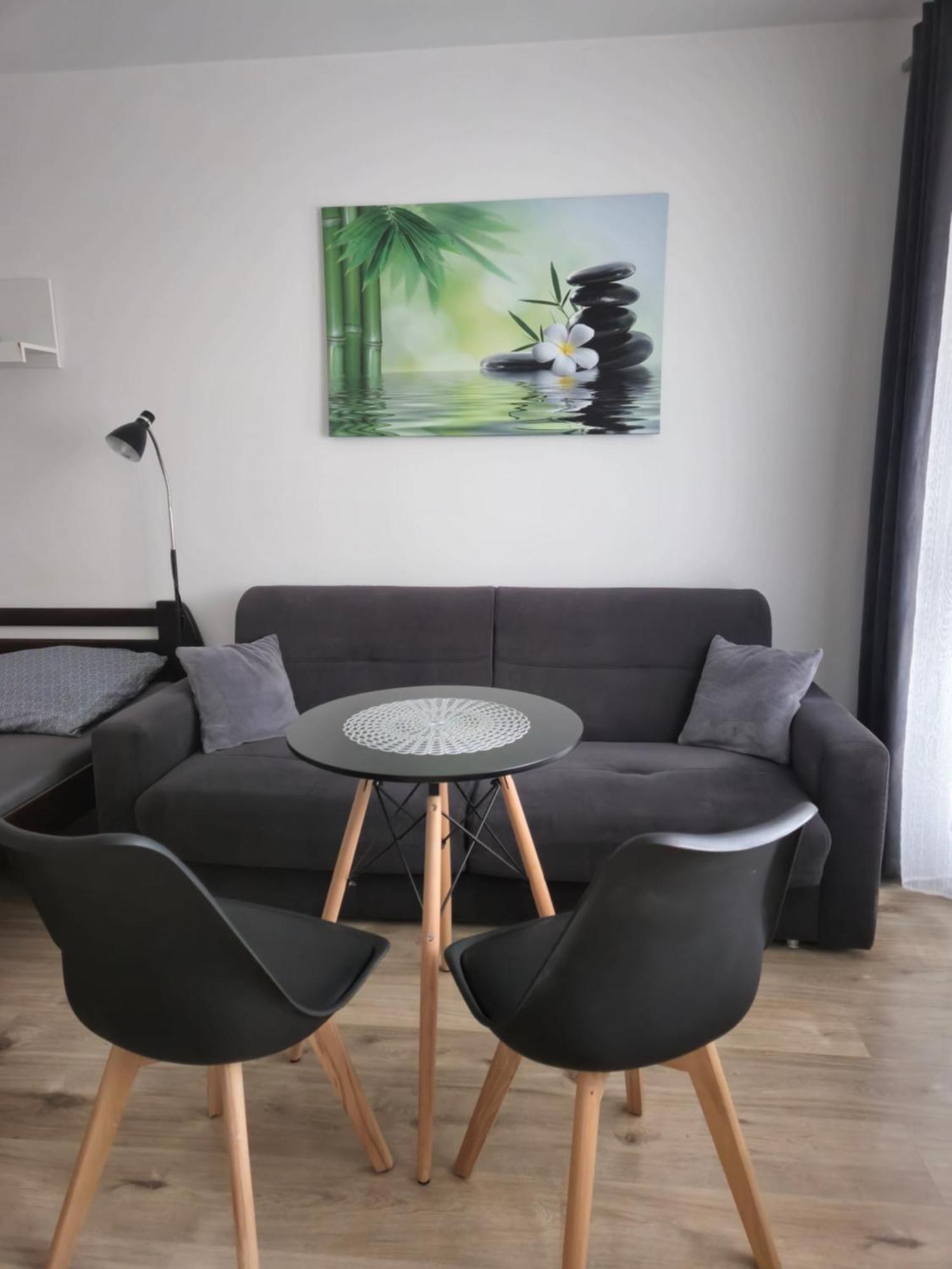 Apartment Klimka With Balcony, Free Wifi And Free Parking Братислава Екстериор снимка